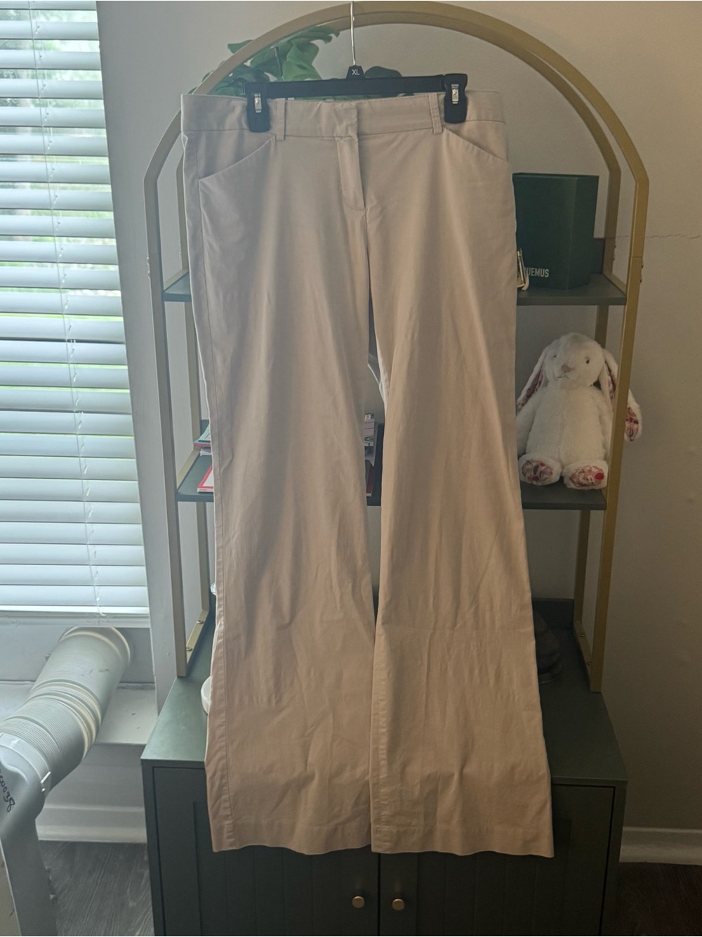 NWOT THEORY KHAKI TROUSERS SIZE 12
